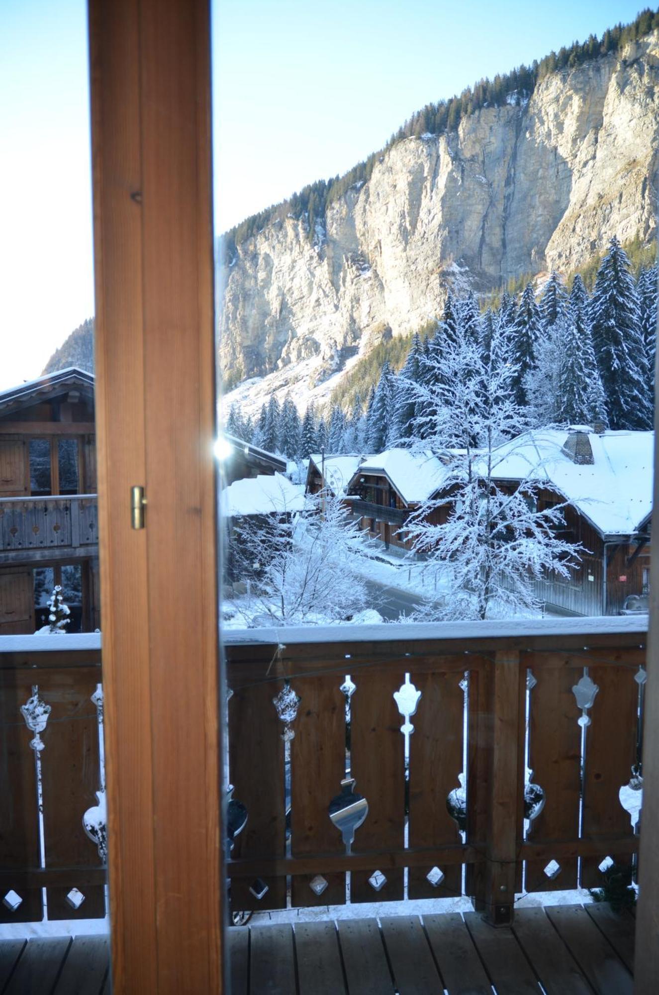 Hotel Et Chalet Au Coin Du Feu Chilly Powder Morzine Exterior photo