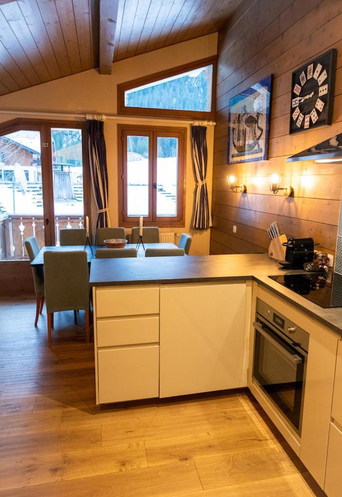 Hotel Et Chalet Au Coin Du Feu Chilly Powder Morzine Exterior photo