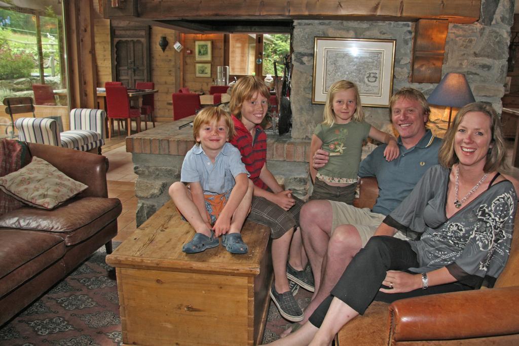 Hotel Et Chalet Au Coin Du Feu Chilly Powder Morzine Exterior photo