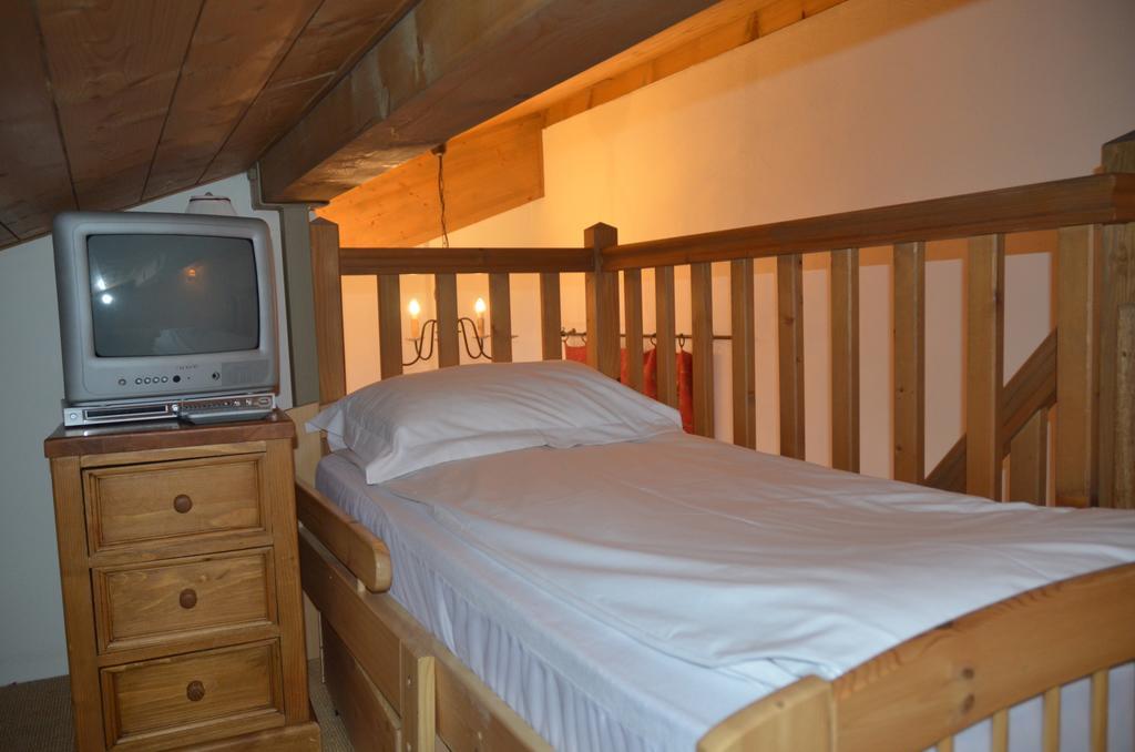 Hotel Et Chalet Au Coin Du Feu Chilly Powder Morzine Exterior photo
